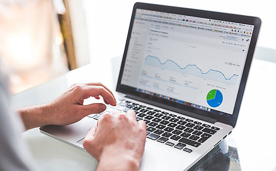 公司堅持依靠科技進(jìn)步,不斷汲取國內(nèi)外知名企業(yè)的先進(jìn)施工工藝和管理經(jīng)驗